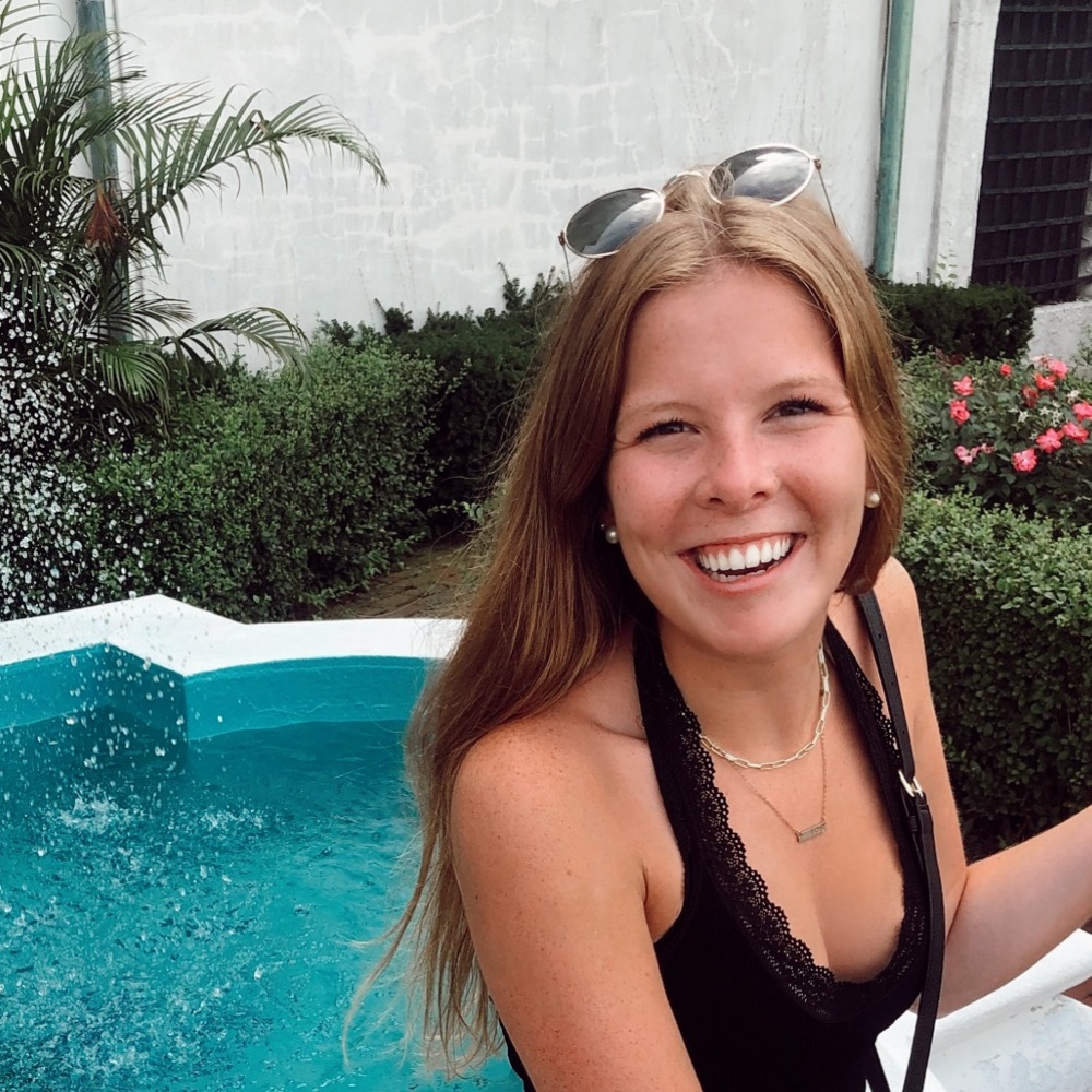 Meet your Posher, Kelly